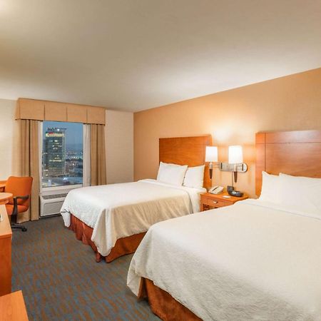 Hampton By Hilton Queretaro Tecnologico Hotel Buitenkant foto