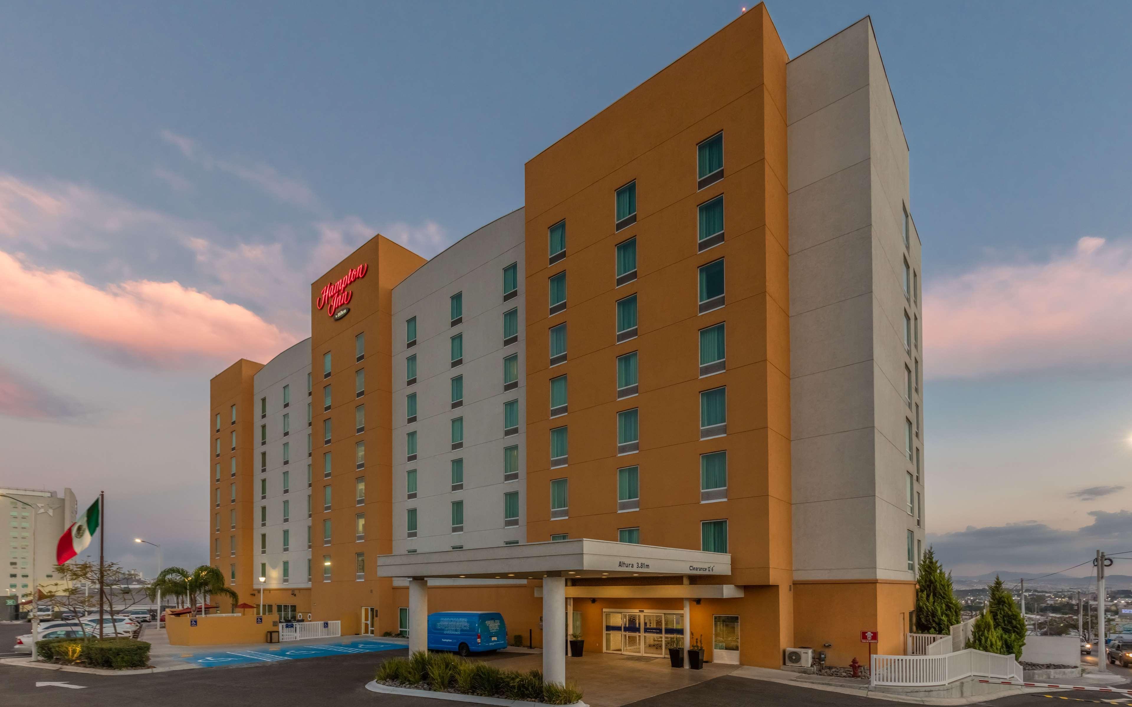 Hampton By Hilton Queretaro Tecnologico Hotel Buitenkant foto