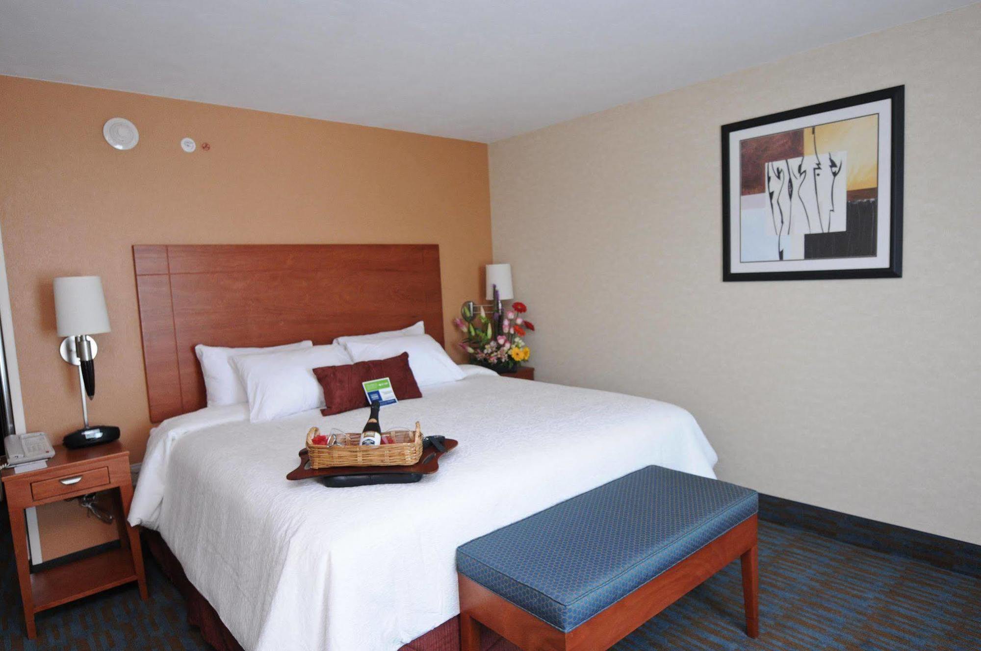 Hampton By Hilton Queretaro Tecnologico Hotel Buitenkant foto
